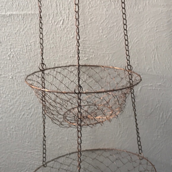 Vintage 3 tier hanging round metal copper color fruit vegetable hanger not hung - Picture 4 of 12